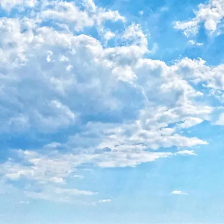 بيت للعطل Tris نيكيتي