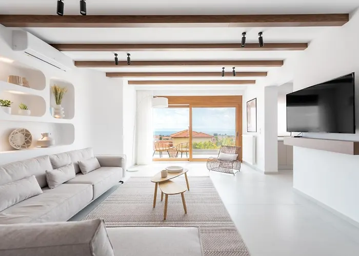 Tris * Nikiti (Sithonia)